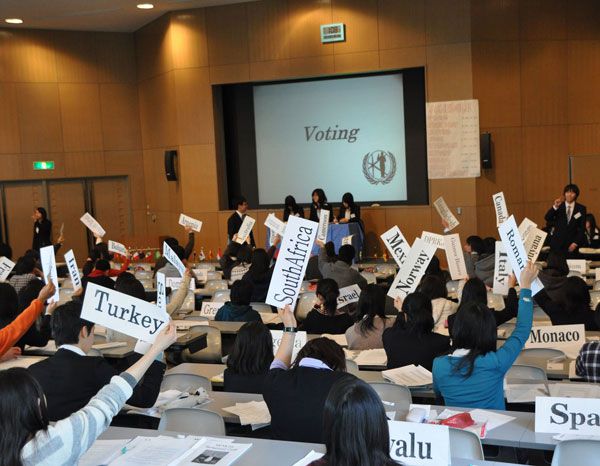 生徒の要望も取り入れ発展―公文国際学園の模擬国連活動について