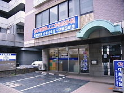 CG中萬学院 仲町台スクールの周辺地図