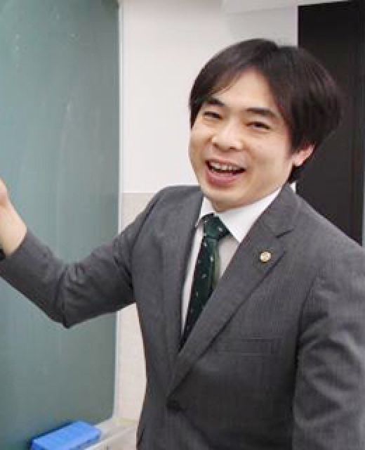 愛甲石田スクール室長 日浦　利彦