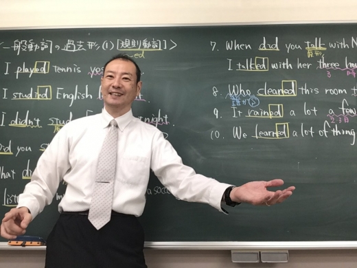 伊勢原スクール室長 川元正孝