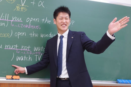 秦野スクール室長 神林　尚輝